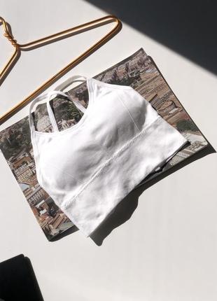 Бесшовный летний топ в рубчик с открытой спинкой | комфортный бра-брелет со съемными чашками