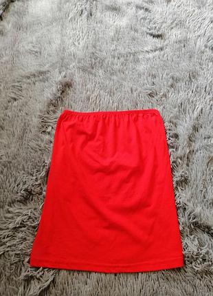 Трикотажний топ топік без бретелів є tiktok