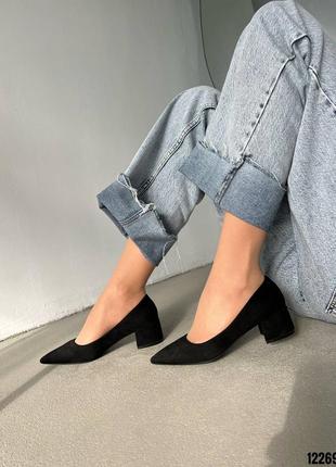 Черные женские туфли на маленьком каблуке каблуке замшевые2 фото