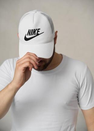 Кепка nike біла з сіткою чоловіча / жіноча