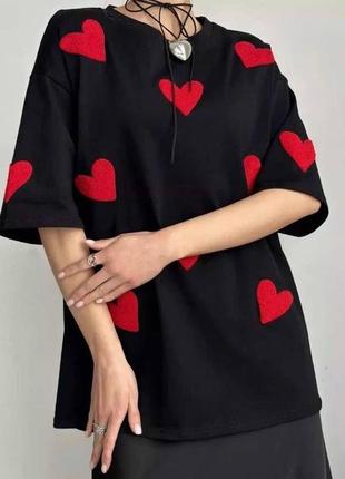 Женская оверсайз футболка с сердечками, с принтом сердечки, с нашивкой, с вышивкой, свободного кроя, базовая, трикотажная, коттон, хлопок, туречки, майка3 фото