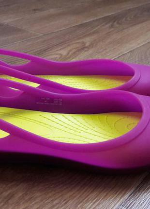 crocs rio flat shoes ladies 700