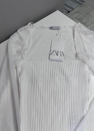 Білий топ лонгслів у рубчик zara з прозорими рукавами кофта з квадратним вирізом зара2 фото