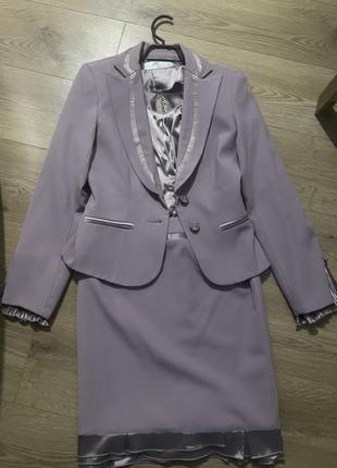 Женский новый костюм юбка, кофта и пиджак