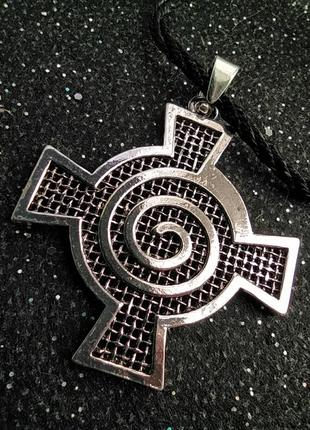 Двусторонняя подвеска кельтский крест со спиралью в стиле фентези викинги