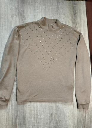 Красивая водолазка (гольф) с камушками бренда jean pascale