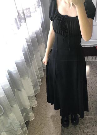 Женское платье