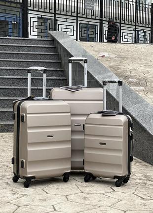3 шт комплект ударопрочный wings чемодан дорожный  на колесах польша 4 колеса1 фото