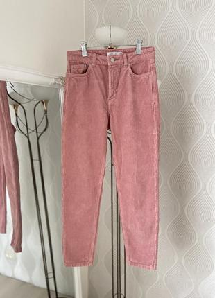 Велюровые джинсы mom в нежном розовом цвете от бренда topshop