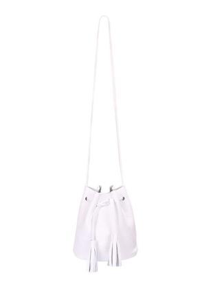 Женская кожаная сумочка на завязках poolparty bucket белая3 фото
