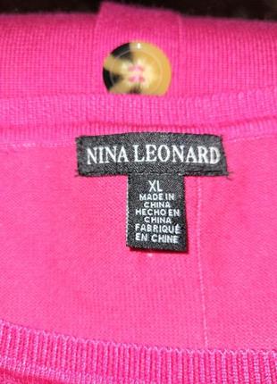 Новый нарядный  розовый  джемпер, по спинке пуговицы3 фото