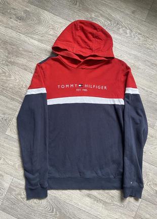 Худи от бренда tommy hilfiger