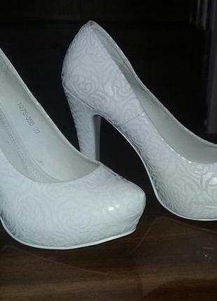 Красивенные свадебные туфли (кожа)!4 фото