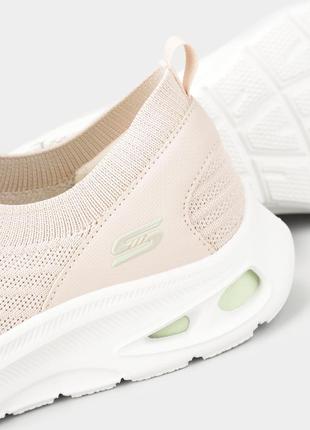 Жіночі сліпони skechers / оригінальні сліпони бежевого кольору5 фото