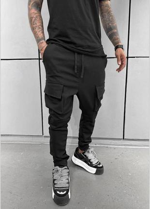 Мужские штаны джоггеры с накладными карманами на манжетах чёрные2 фото