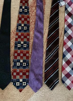 Шелковые галстуки на выбор