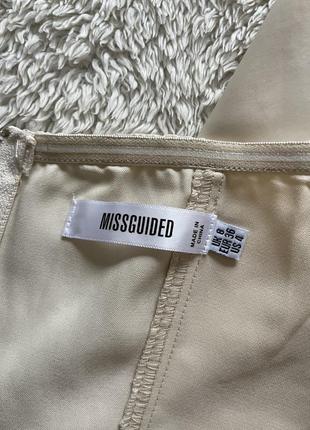 Атласная блузка missguided с вырезанным корсетом и коротким топом кремового цвета,3 фото