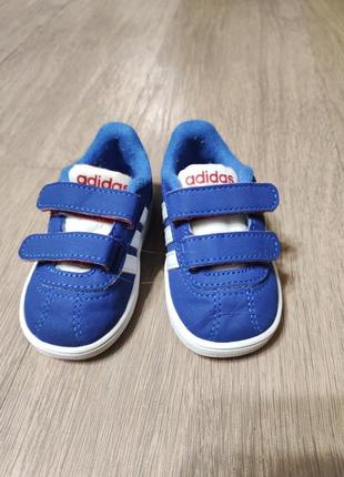 Кросівки adidas розмір 192 фото