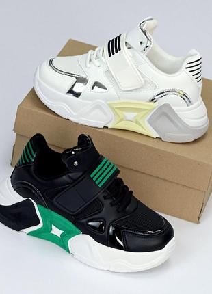 Модные молодежные маломерные кроссовки черные с зеленым, тренд 2024 на утолещенной толстой подошве7 фото