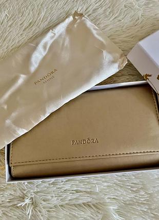 Клатч фірмовий бежевий золотистий сумочка