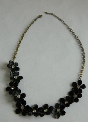 Ожерелье черное цветок1 фото