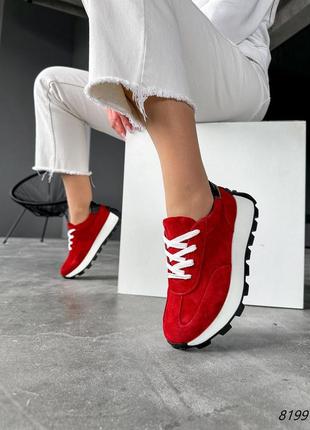 Червоні натуральні замшеві кросівки на білій товстій підошві замша7 фото