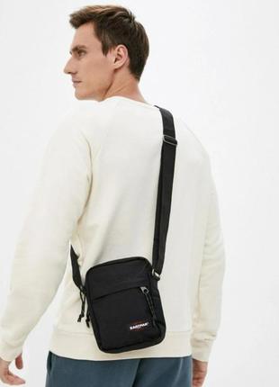 Сумка eastpak мессенджер через плечо истпак барсетка естпак бананка2 фото