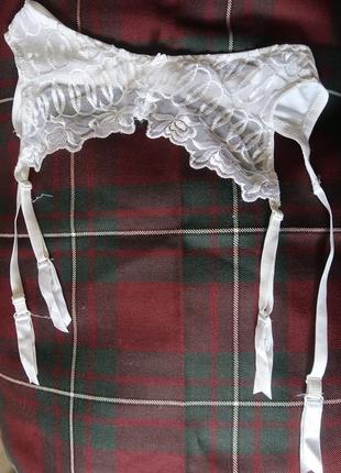 Пояс для панчіх білий chicca р-р 42