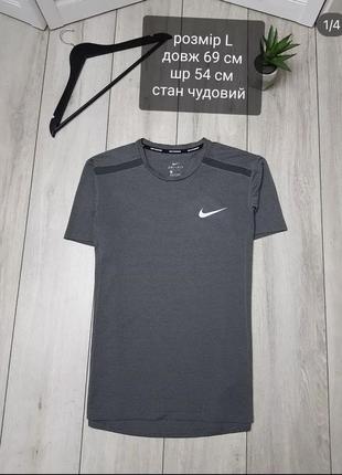 Футболка nike