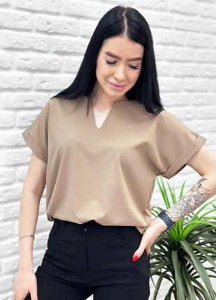 Женская блузка с вырезом и коротким рукавом5 фото