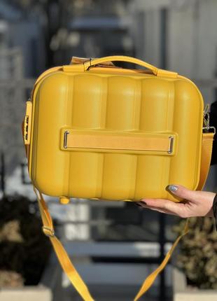 Бьюті - кейс для валізи пластикова mcs туреччина ручна поклажа 16 літрів4 фото