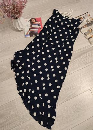 Асиметрична сукня у горох на підкладці