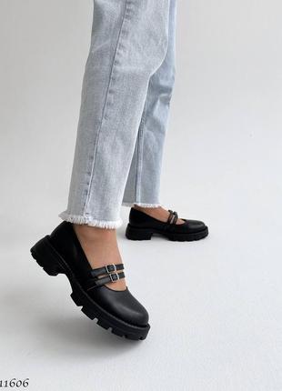 Нежные женские туфли натуральные на тракторной подошве туфельки кожаные с круглым носком черные8 фото