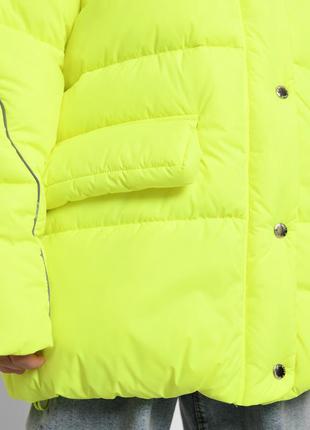 Яркая зимняя куртка цвета лайм9 фото