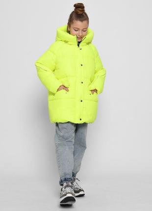 Яркая зимняя куртка цвета лайм4 фото