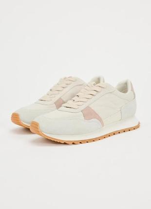 Кроссовки кожа zara 36,37