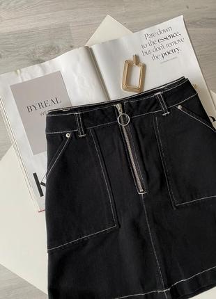 Terranova чорна джинсова спідниця трапеція юбка щільна з контрастною строчкою5 фото