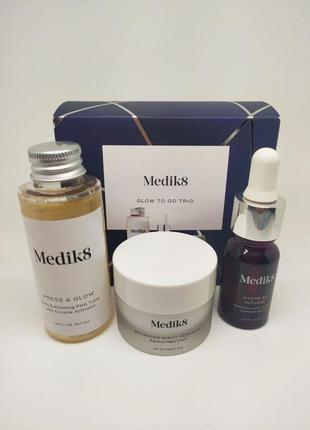 Набір бестселерів medik8 glow to go trio press & glow advanced night restore hyd98 b5 intense
