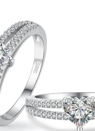 Кільце із срібла 925 проби,17 розмір