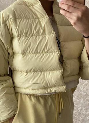 Стильная весенняя куртка