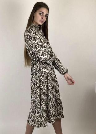 Сукня в квіточки