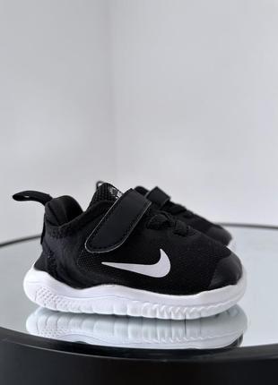 Шикарные легчайшие кроссовки nike free run