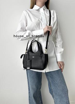 Женская брендовая кожаная сумочка dkny the mini effortless tote сумка кроссбоди оригинал кожа дкну на подарок жене подарок девушке3 фото