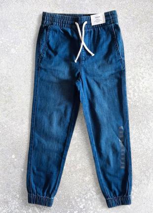 Джинсові джогери h&m для хлопчика  134 джинси