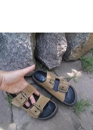 Шлепанцы сандалии