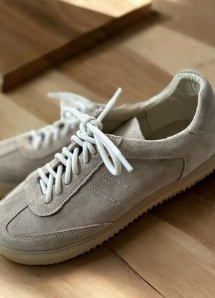 Замшевые кеды