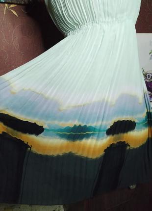 Бірюзова коротка сукня плісирована з принтом по низу від zara5 фото