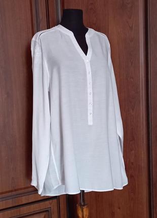 Біла блузка сорочка італія