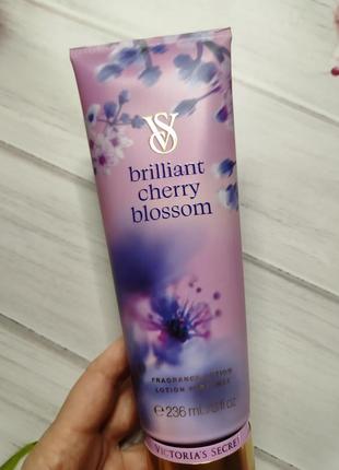 Парфюмированный лосьон крем для тела brilliant cherry blossom victoria’s secret1 фото