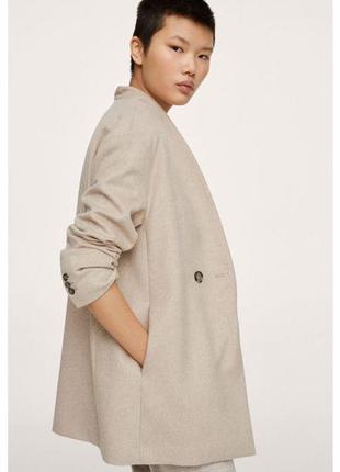 Короткое демисезонное пальто пиджак mango2 фото